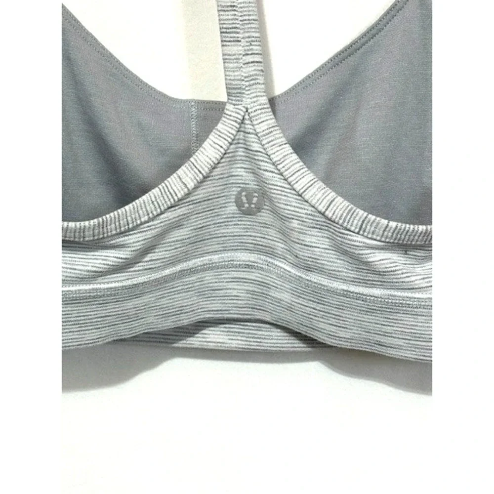 Lululemon Size 2 Gray Racer Back Pin Striped Sports Bra